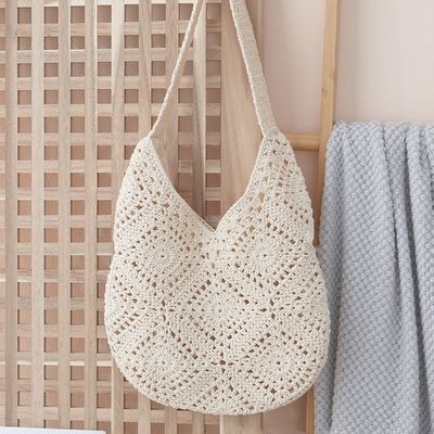 2026 New Style Floral Weave Bag Handwoven Daisy Straw Bag Women's Travel & Vacation Single Shoulder Tote Bags Wholesales